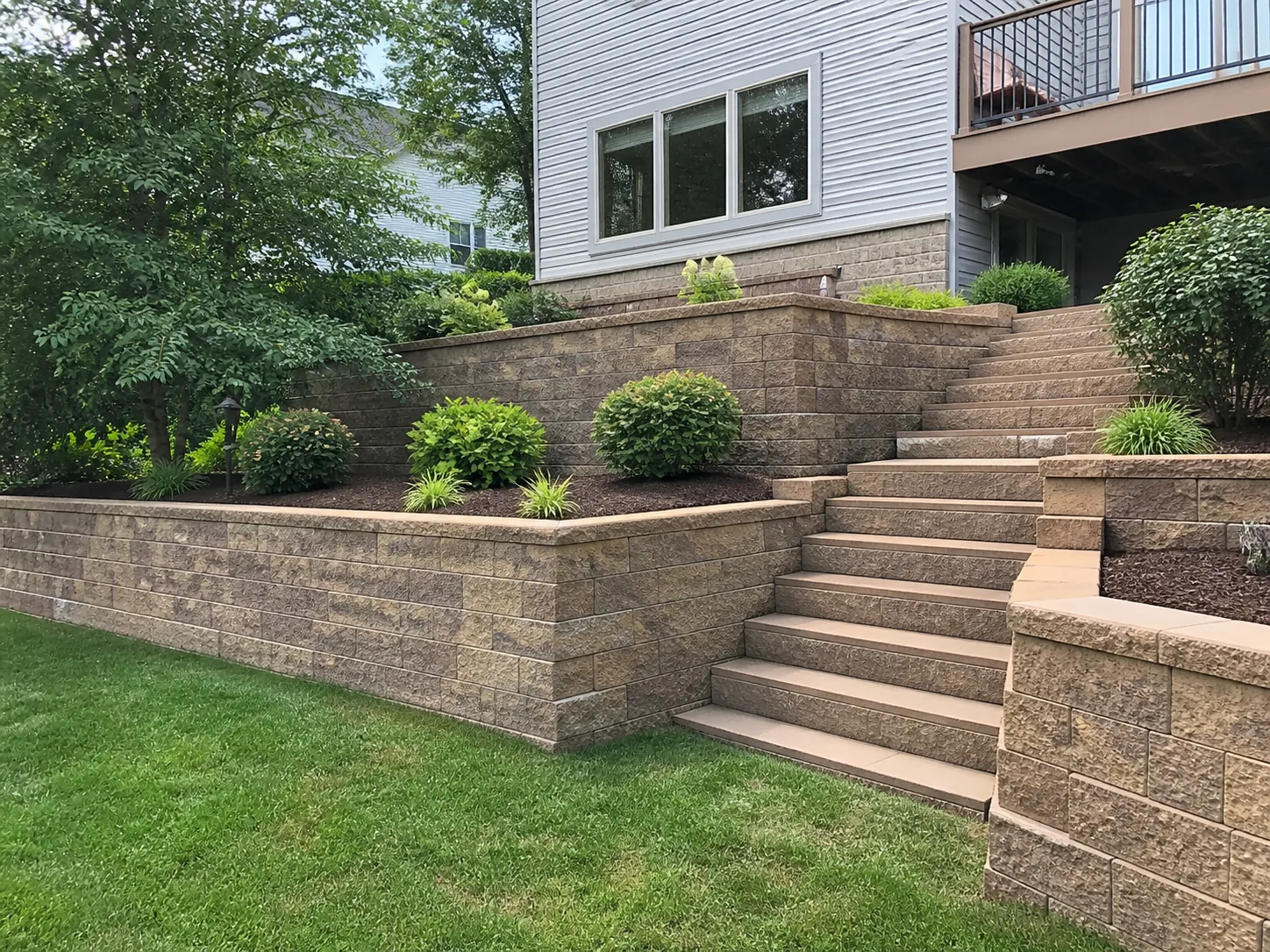 Retaining wall landscaping scene